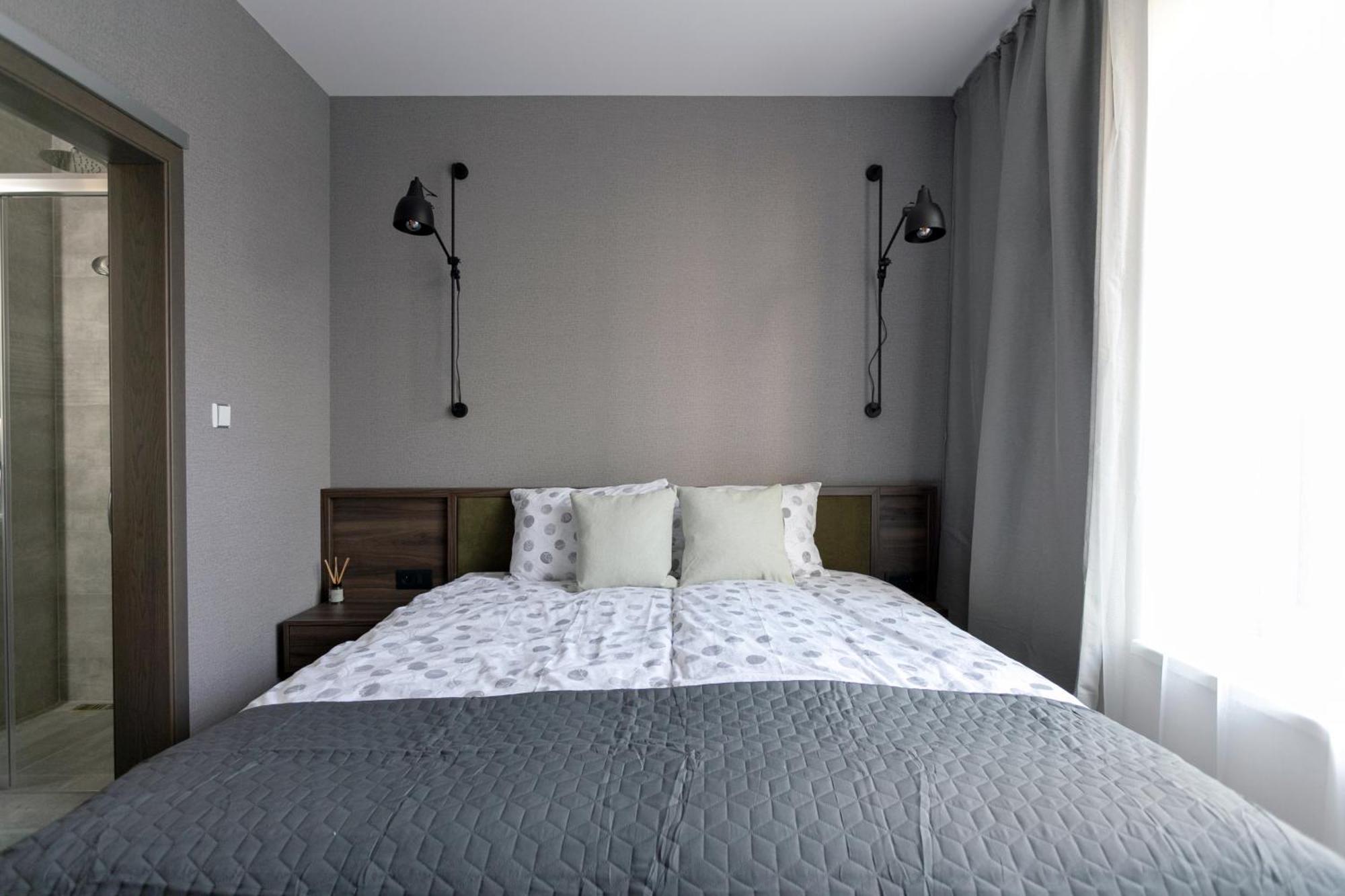 Luong Europe Apartments Прага Екстер'єр фото