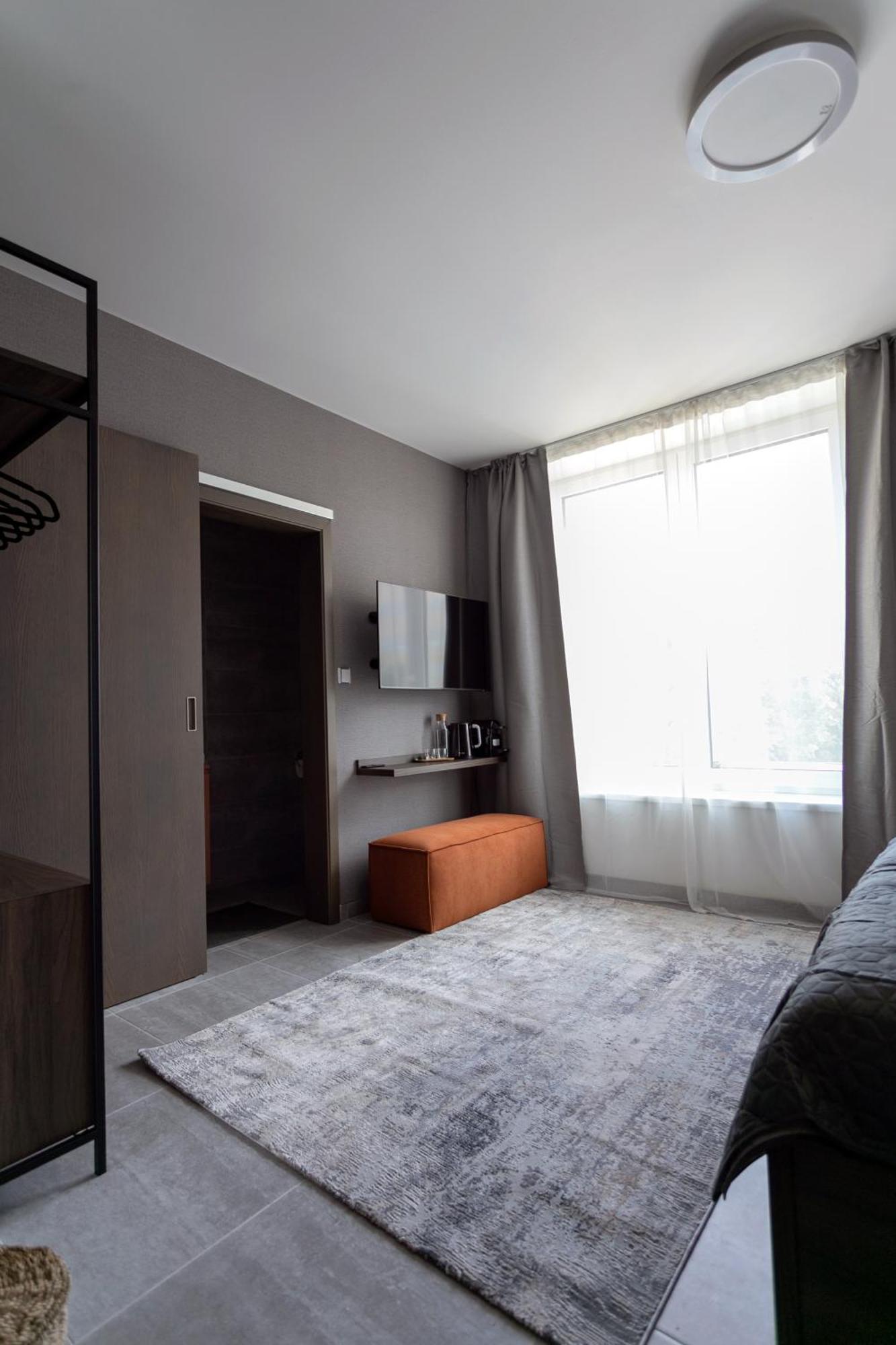 Luong Europe Apartments Прага Екстер'єр фото