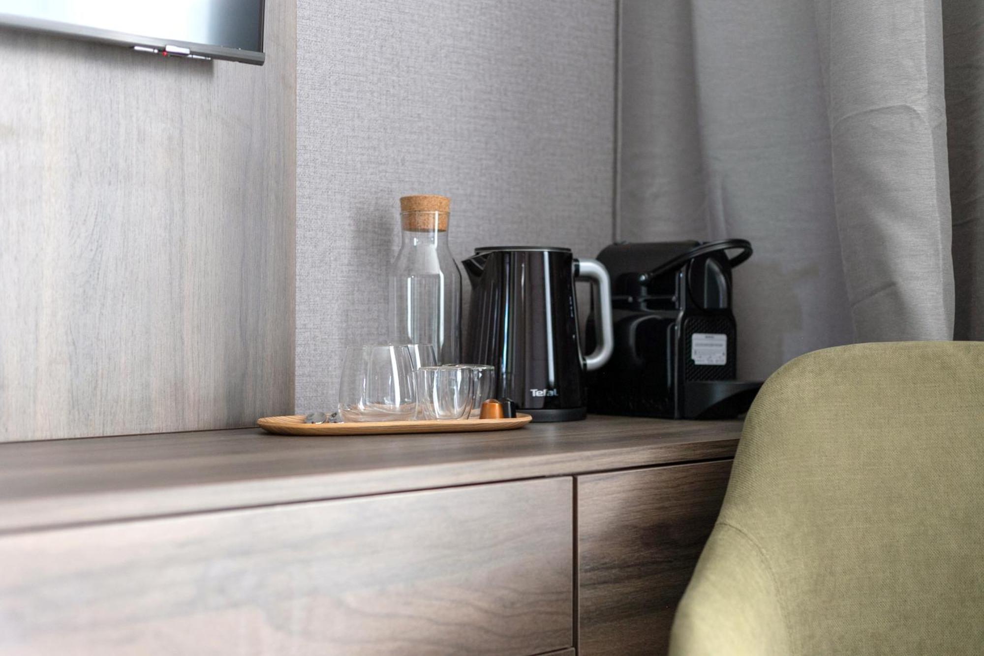 Luong Europe Apartments Прага Екстер'єр фото